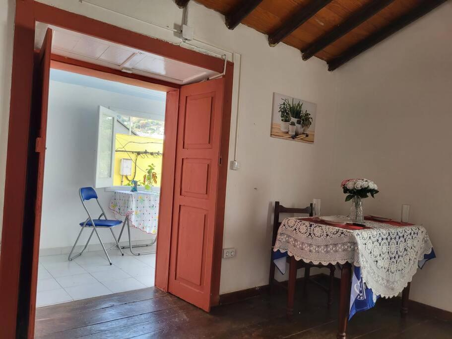 Ferienwohnung Casa En Teror Centrica Turismo De Ciudad Y Bosques Exterior foto